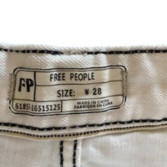 Free People Uptown Button Fly Jean Shorts 28 - Picture 2 of 3